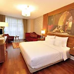 Neorion - Special Class Hotel